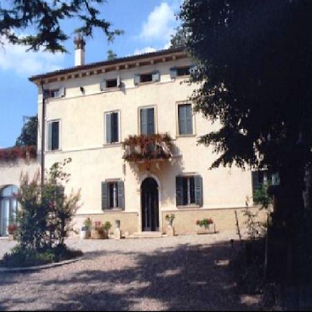 B&B Villa Monteleone Sant'Ambrogio di Valpolicella Luaran gambar