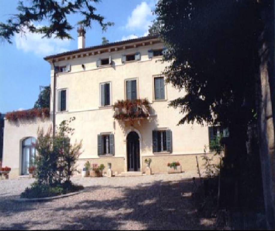 B&B Villa Monteleone Sant'Ambrogio di Valpolicella Luaran gambar